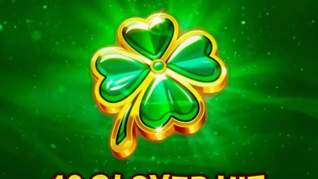 Tampilan layar mesin slot 10 Clover Hit dengan simbol buah dan semanggi